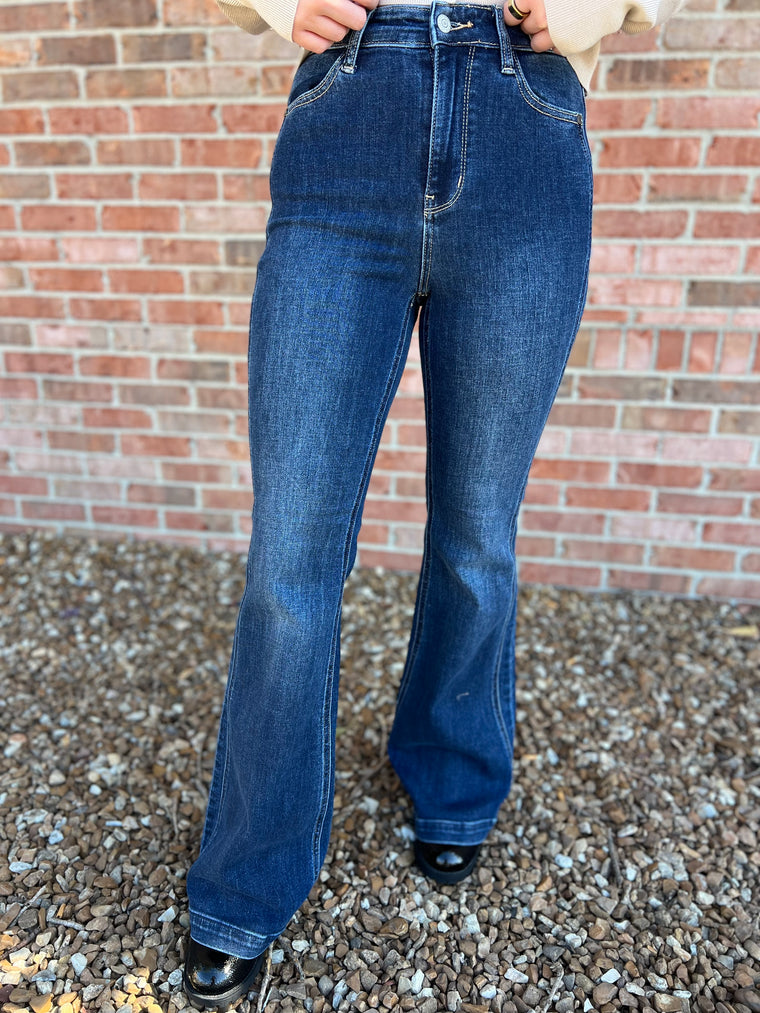 SIDE SEAM FLARE JEAN