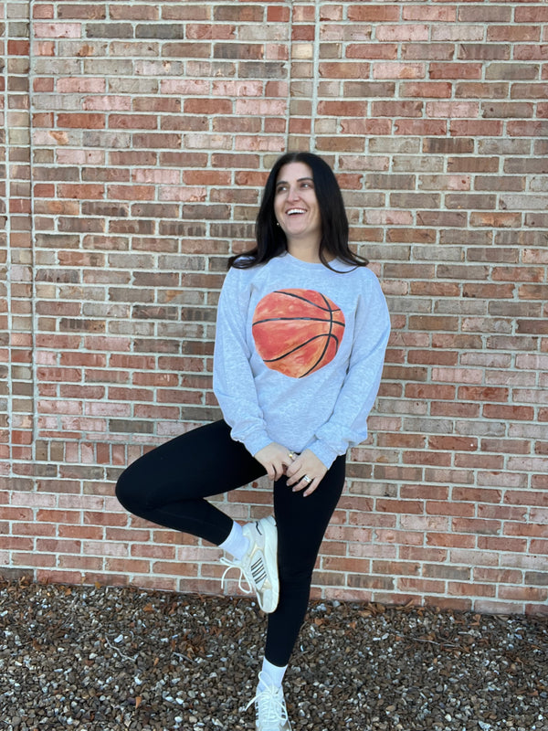 BASKETBALL CREWNECK SWEATSHIRT