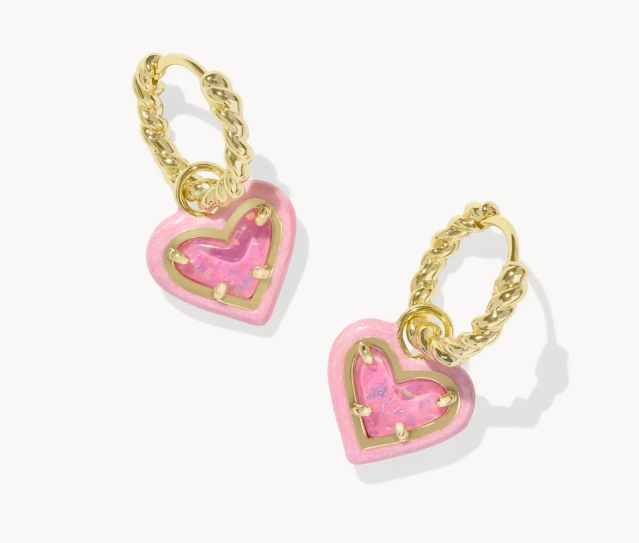 KENDRA SCOTT: ARI HEART ENAMEL FRAMED HUGGIE