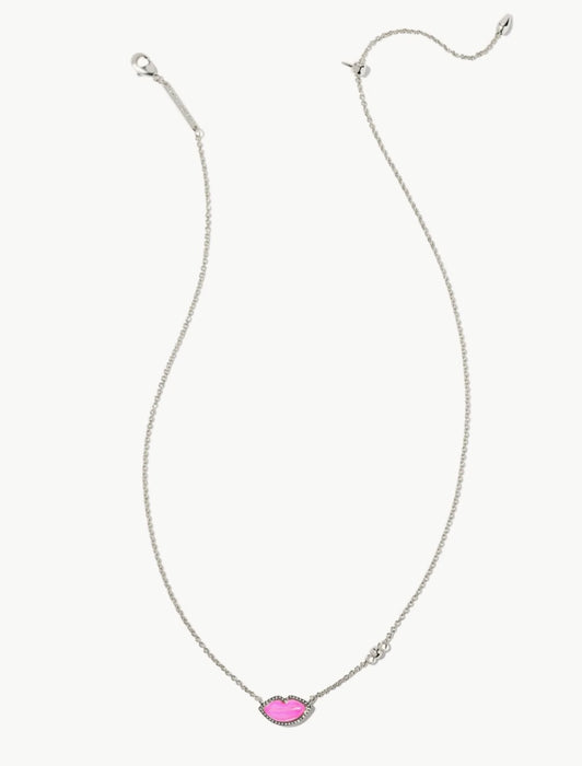 KENDRA SCOTT: LIPS PENDANT NECKLACE