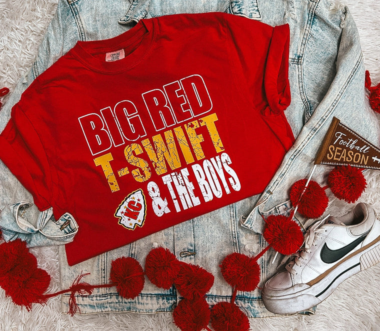 BIG RED GRAPHIC TEE